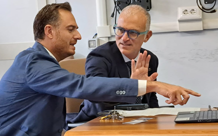 <strong>Domenico de Vito</strong>
<span><br>
Clinica Sanatrix
<strong>TESI</strong><br>
Fistole retto-vaginali: riparazione transperineale con lembo di Martius.
</span>