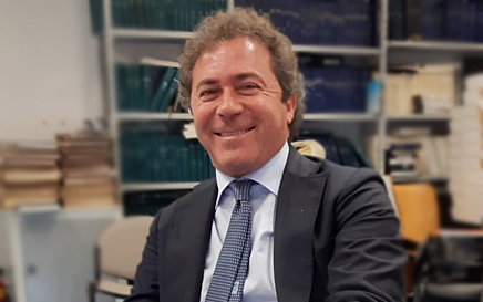 <strong>SPARAVIGNA LUIGI</strong>
<span>nato il 09/09/1969<br>
<strong>TESI</strong><br>
IL TRATTAMENTO DELLE FISTOLE ANALI CON PERNACOL
</span>